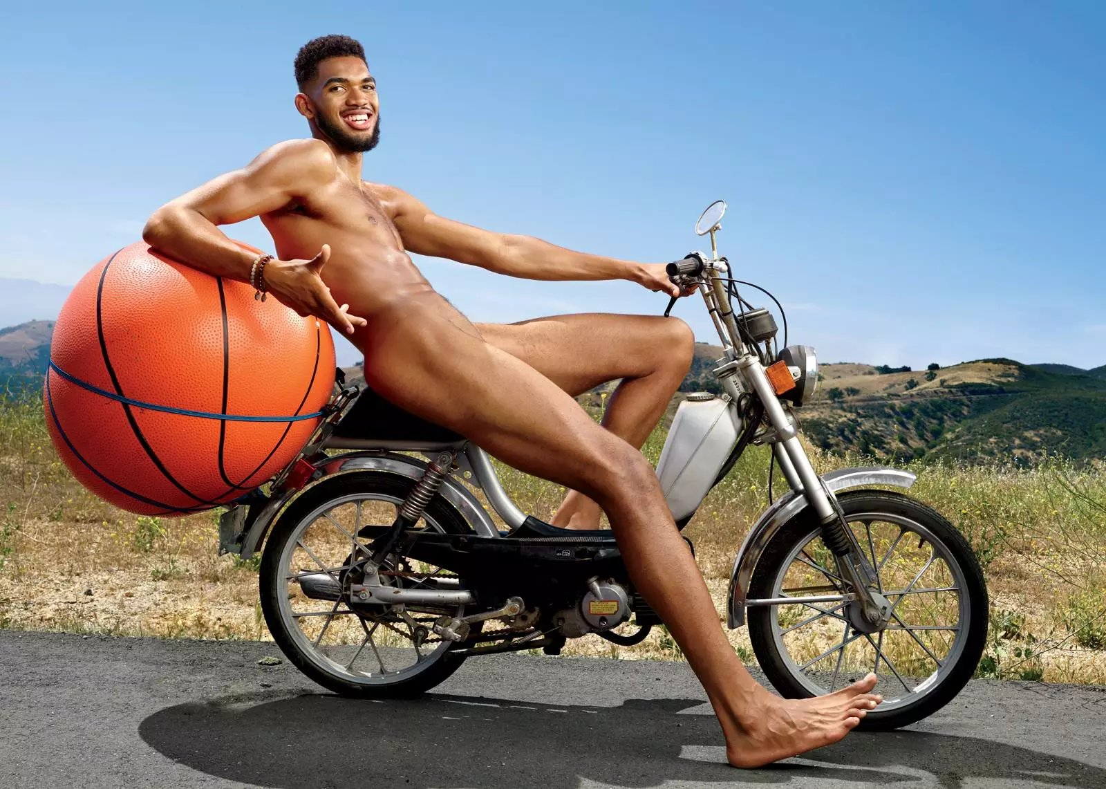 קארל אנתוני טאון עבור ESPN Body Issue 10