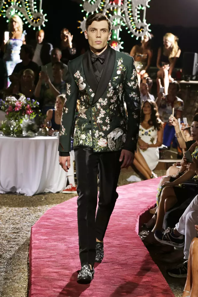 dolce-na-gabbana-alta-sartoria-ọdịda-oyi-2015-048