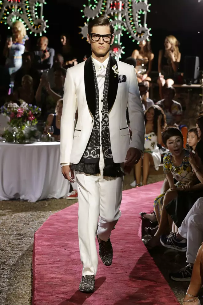 dolce-and-gabbana-alta-sartoria-fall-winter-2015-070 |