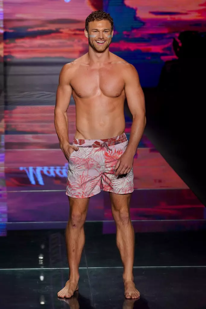 Ang Miami Swim Week Resort 2019