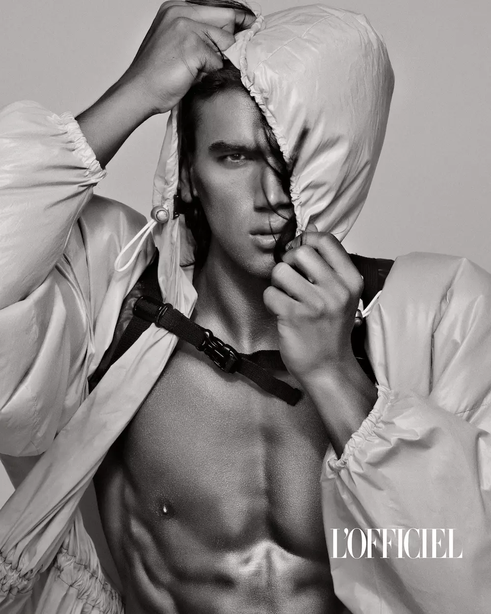 Chand Smith ni Maurizio Montani para sa L'Officiel Baltics