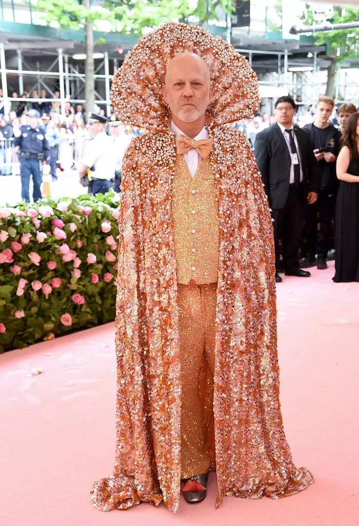 Burrat në kampin festues të Met Gala 2019: Shënime mbi modën 23276_15