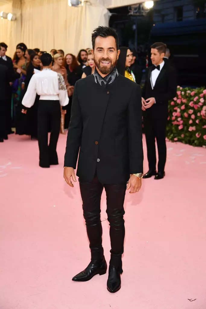 Mannen op 2019 Met Gala Celebrating Camp: Notysjes oer moade 23276_18