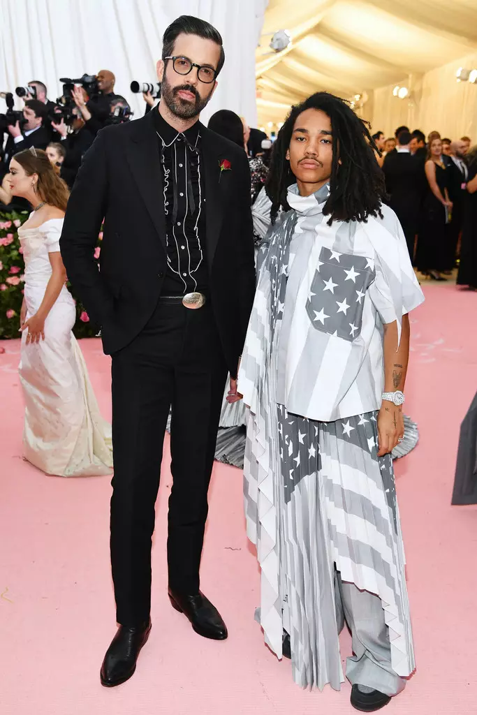 Mannen op 2019 Met Gala Celebrating Camp: Notysjes oer moade 23276_35