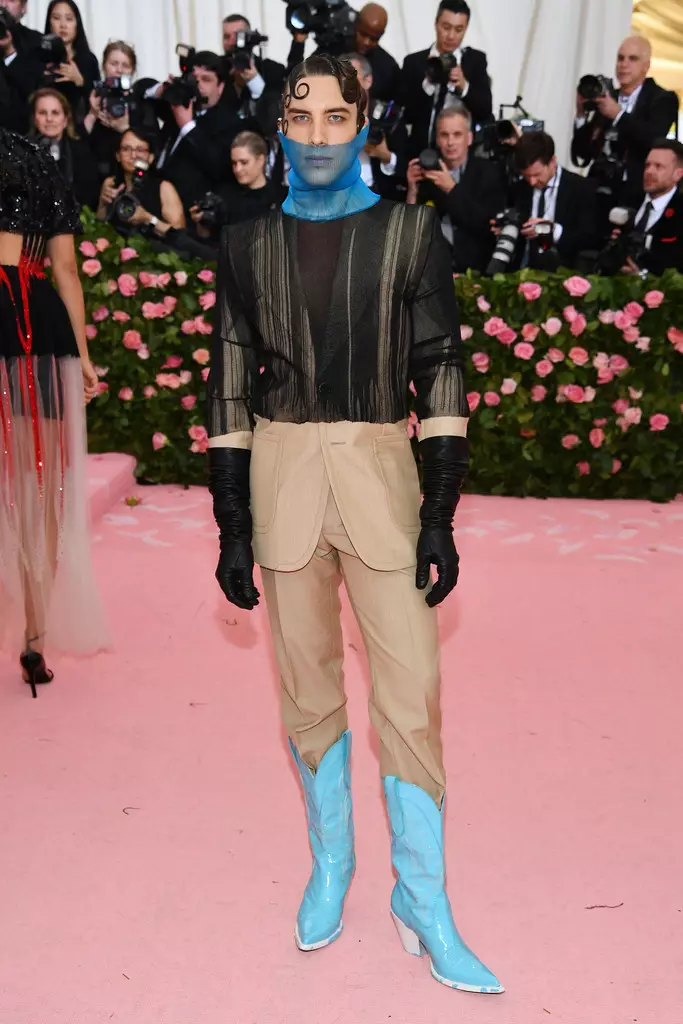 Mannen op 2019 Met Gala Celebrating Camp: Notysjes oer moade 23276_4