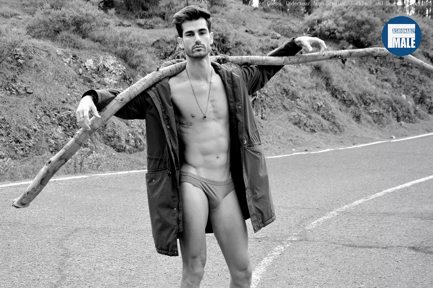 Jose Rodriguez avtorja Laurenta Maca za Fashionably Male