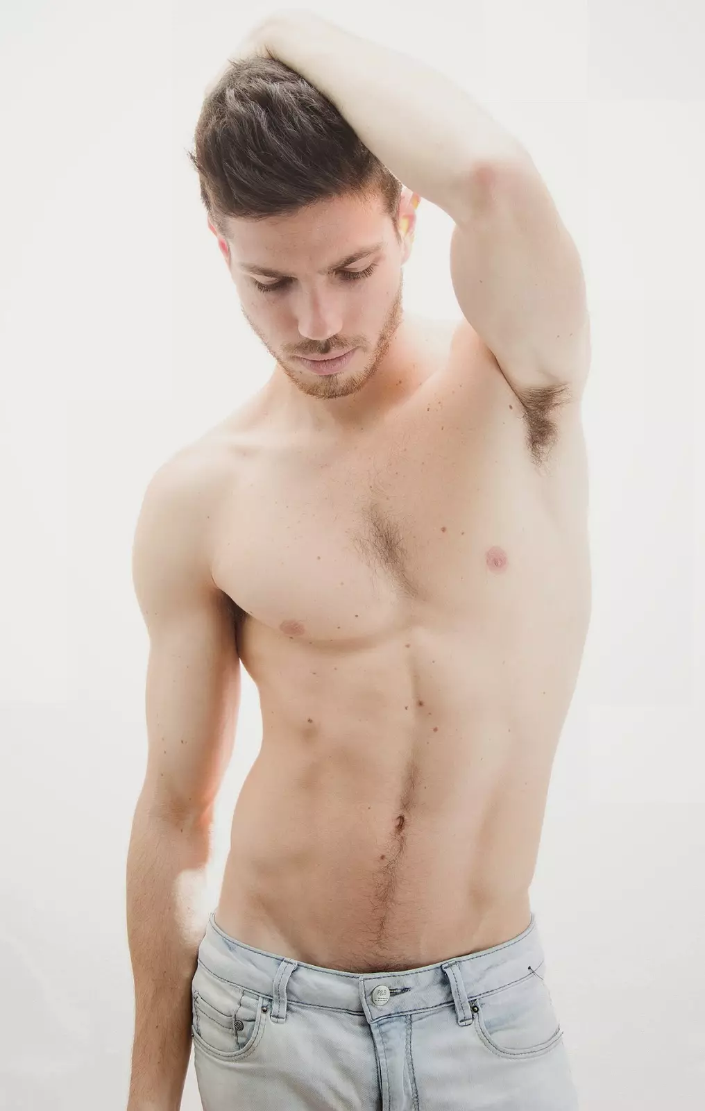 Peru modeli Bruno Vega, Tino Wargas