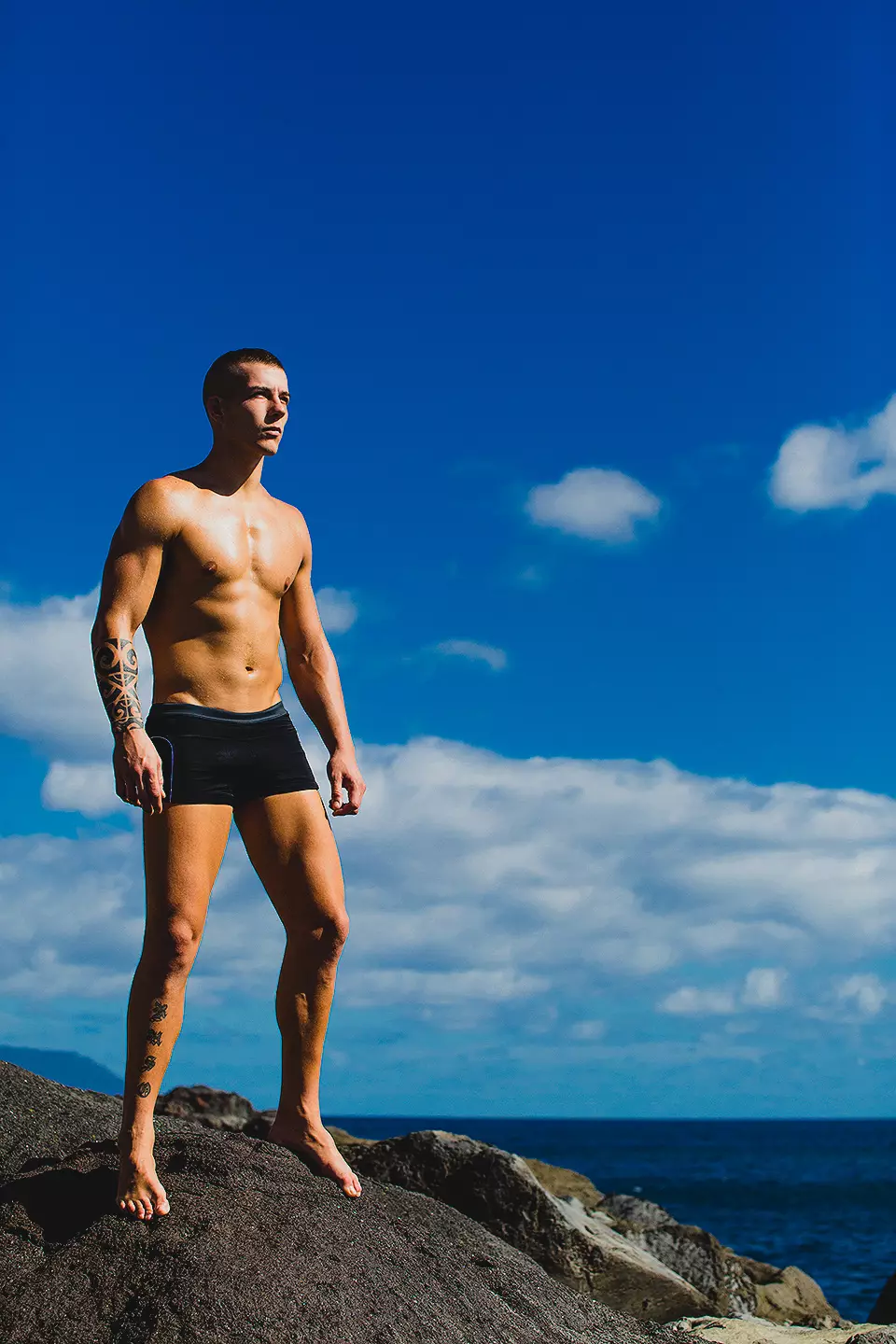 Christopher García er 28 år og er en profesjonell Jui-Jitsu fighter, men nå stiller han for ST33LE Swimwear, skutt på Tenerife av talentfulle Adrián C. Martín.