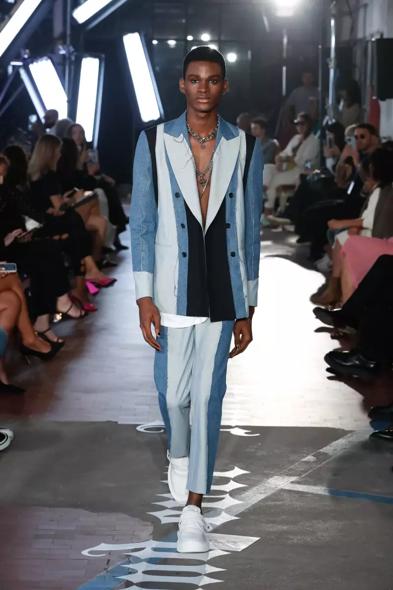 John Richmond Ready to Wear Spring 2022 Milan 23_1