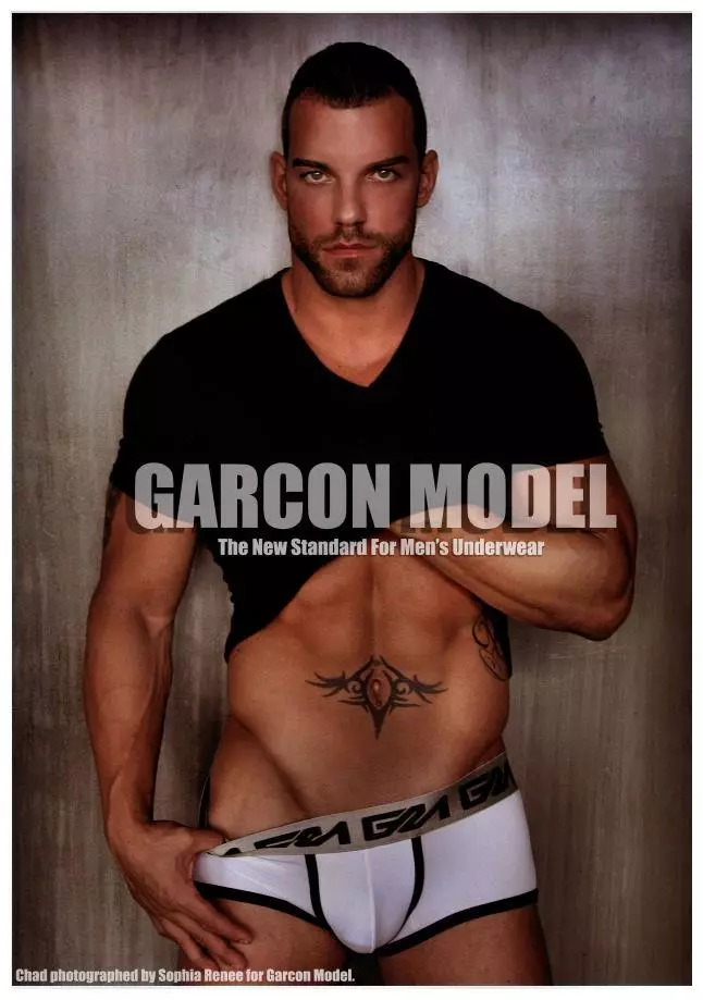 Modelo Garçon