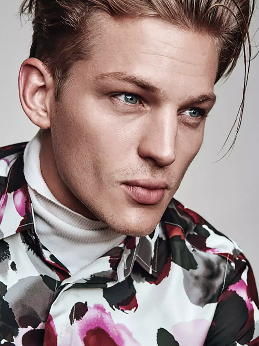 Sebastian Sauve avy amin'i Christoph Klustch ho an'ny Harpers Bazaar Serbia8