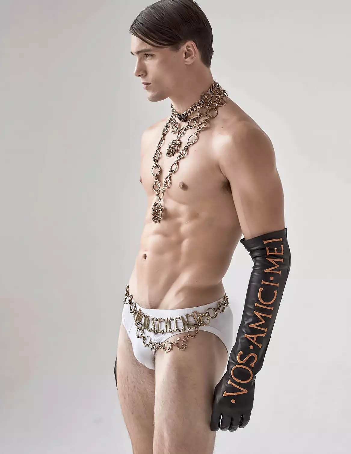 Bashkëpunimi i fotografit Marcus Mam dhe Moschino nga Jeremy Scott 25371_7