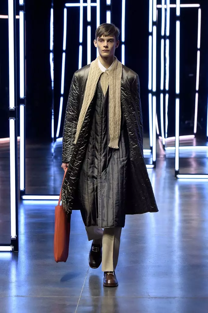 Fendi muška odjeća za jesen 2021. u Milanu 2552_1