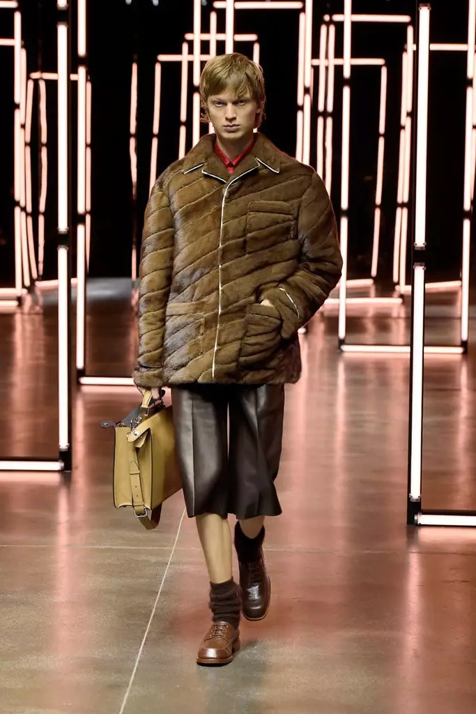 Fendi muška odjeća za jesen 2021. u Milanu 2552_12