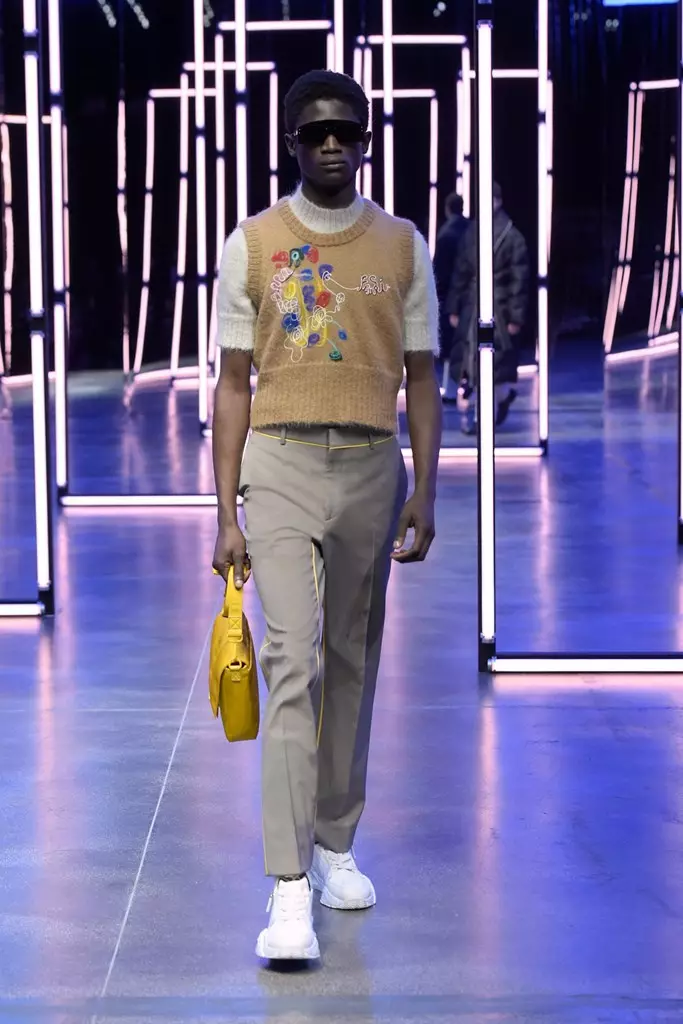 Fendi muška odjeća za jesen 2021. u Milanu 2552_28