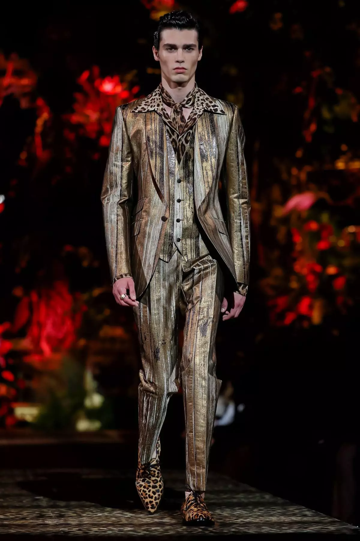 Dolce & Gabbana Spring/Summer 2020 Milan 25960_21