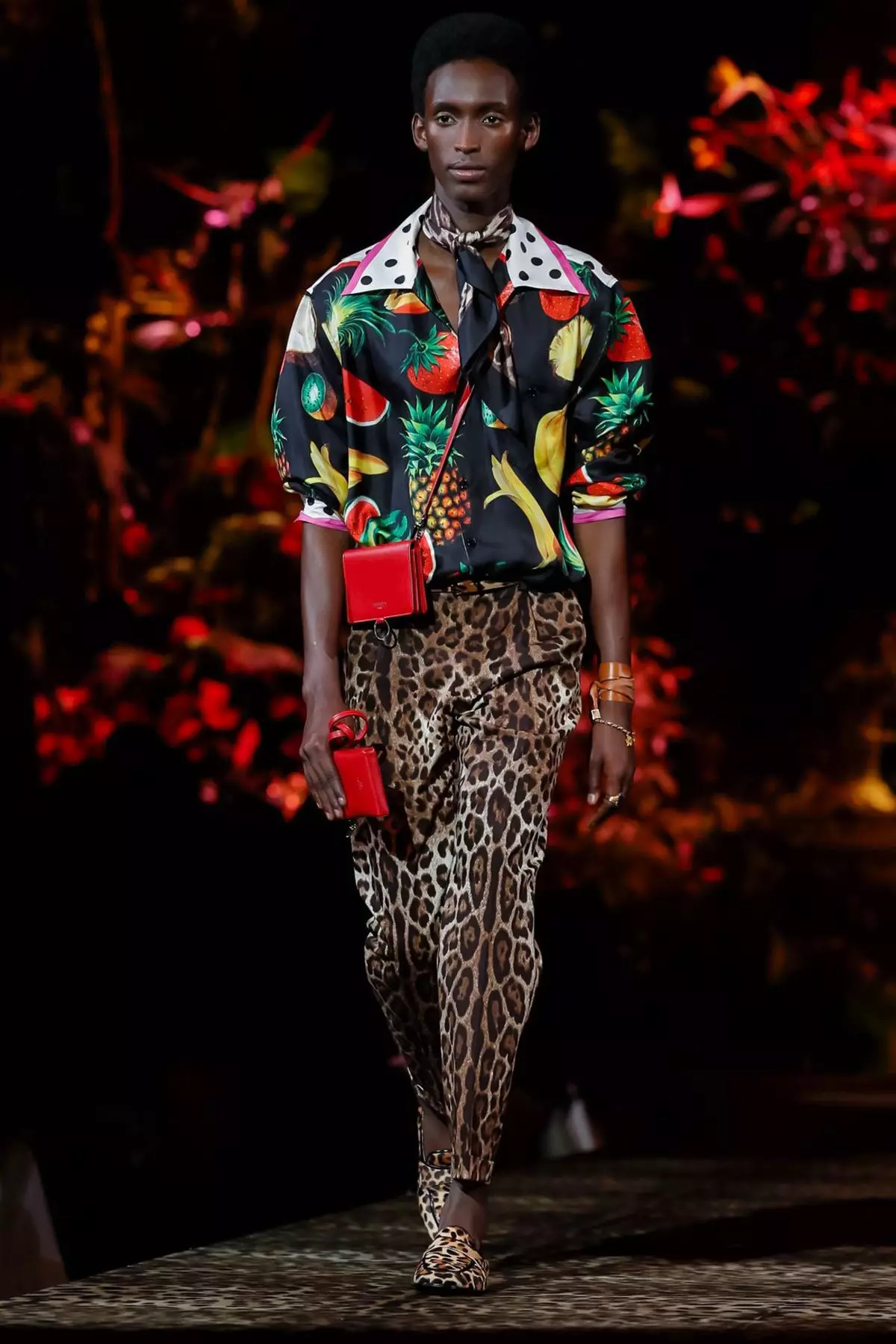 Dolce & Gabbana 2020ko udaberria/uda Milan 25960_95