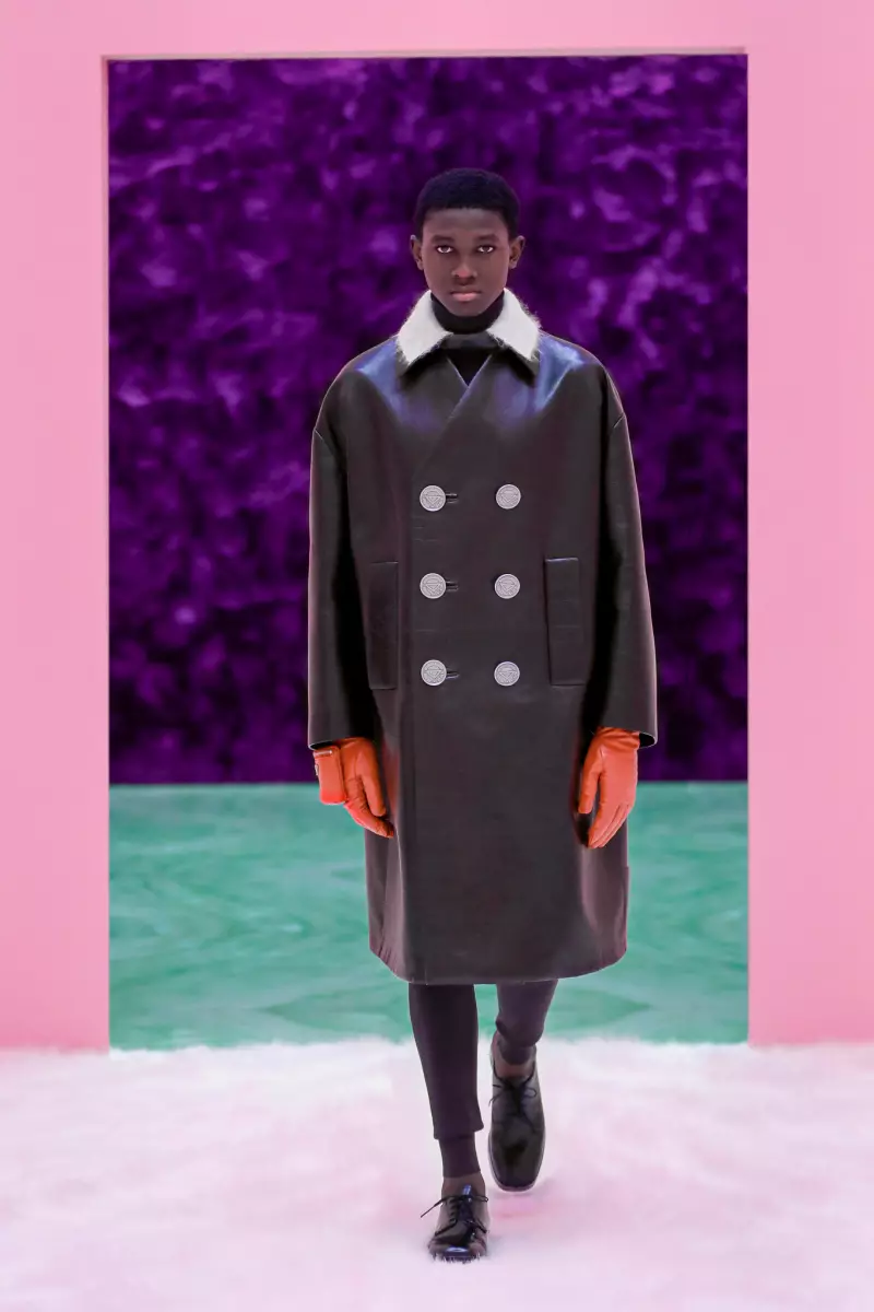 Ikwindla ye-Prada Menswear yango-2021 e-Milan 2604_15