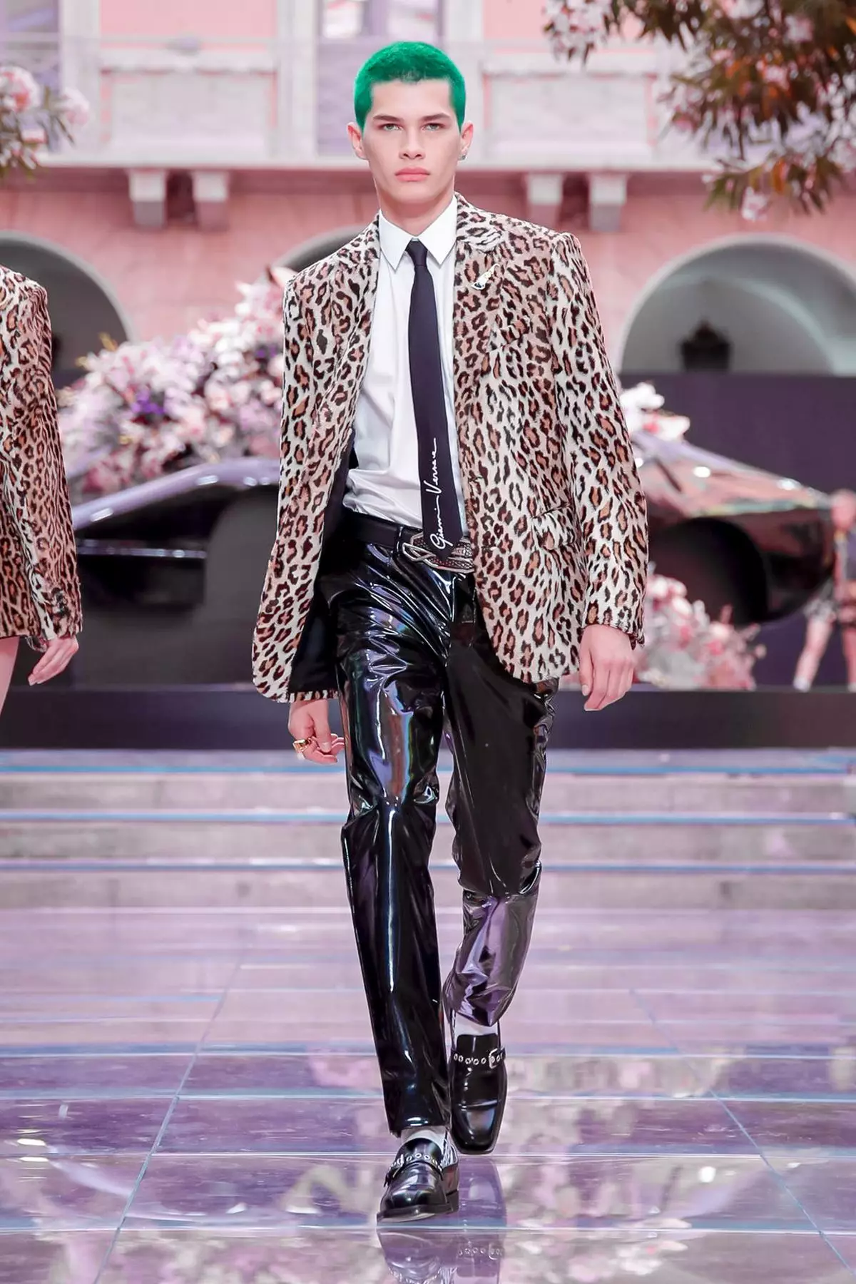 Versace Xuân / Hè 2020 Milan 26073_17