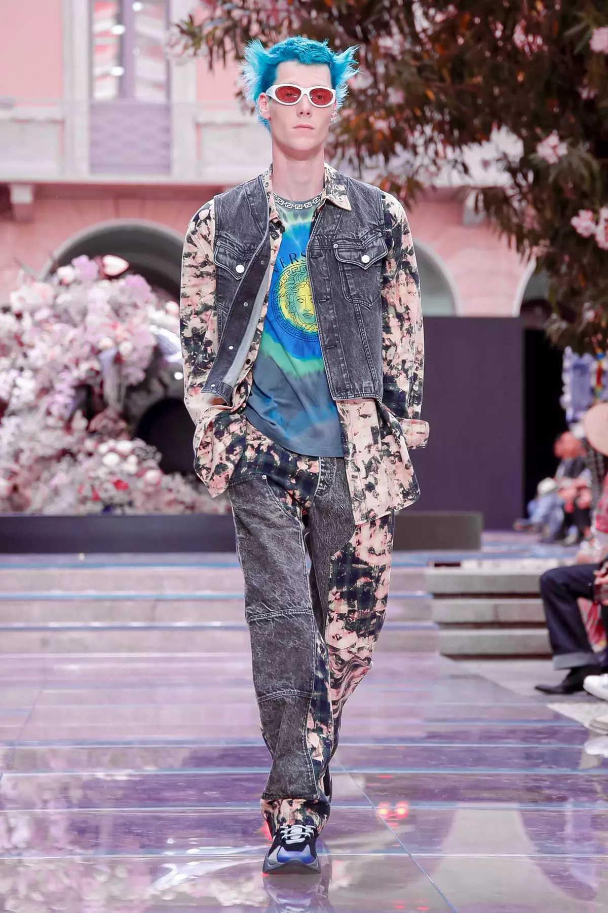 Versace Yaz/Yay 2020 Milan 26073_21