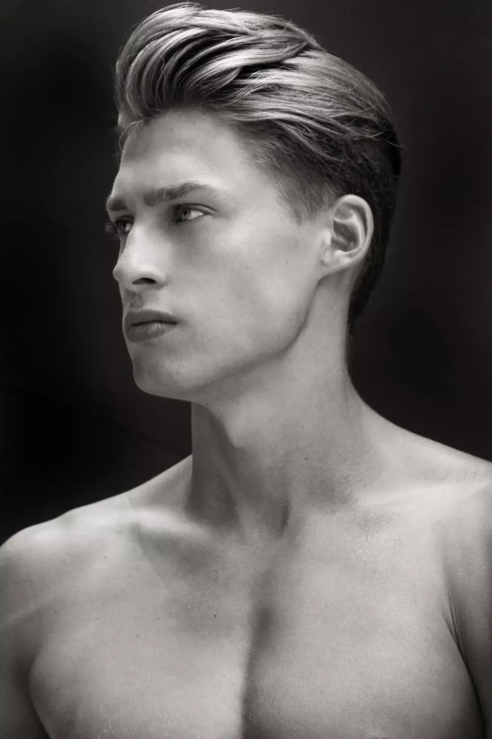 ขอแนะนำนายแบบสุดหล่อ Ulrik Nielsen โดย Ray John Pila ถ่ายภาพขาวดำและสีทำให้ภาพเหมือนได้รับการปรับปรุงอย่างมาก