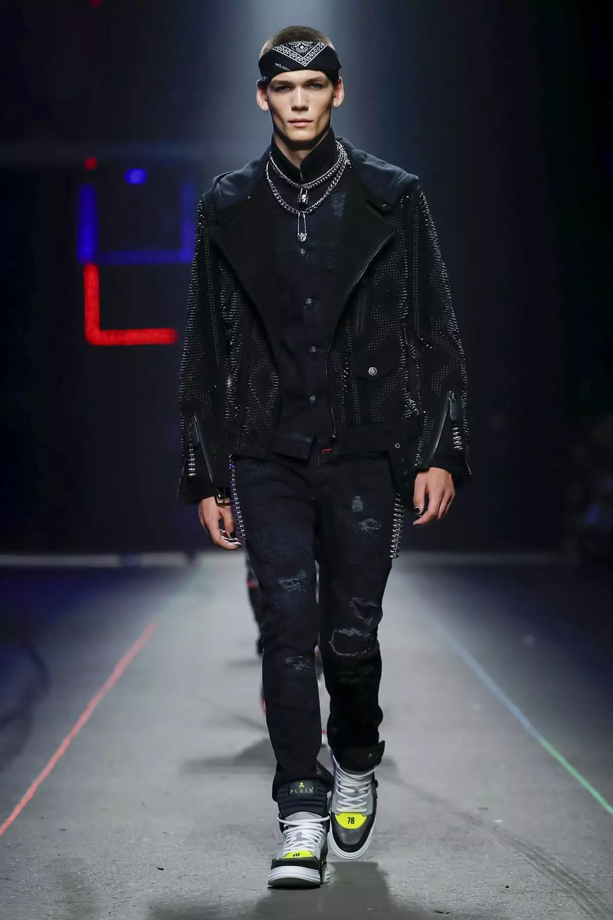 Philipp Plein, mehed ja naised, kevad/suvi 2020 Milano 26130_43