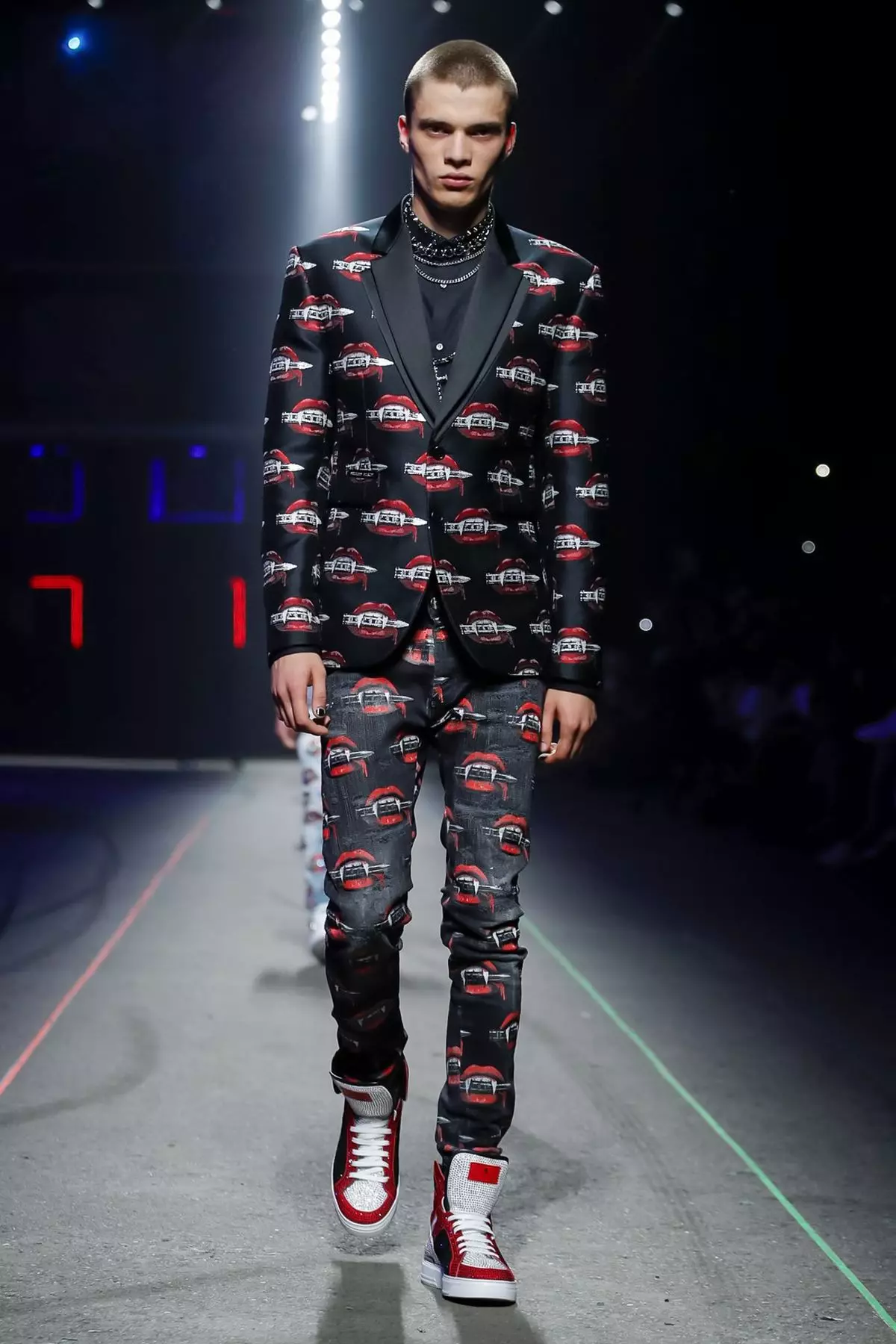 Philipp Plein, mehed ja naised, kevad/suvi 2020 Milano 26130_44