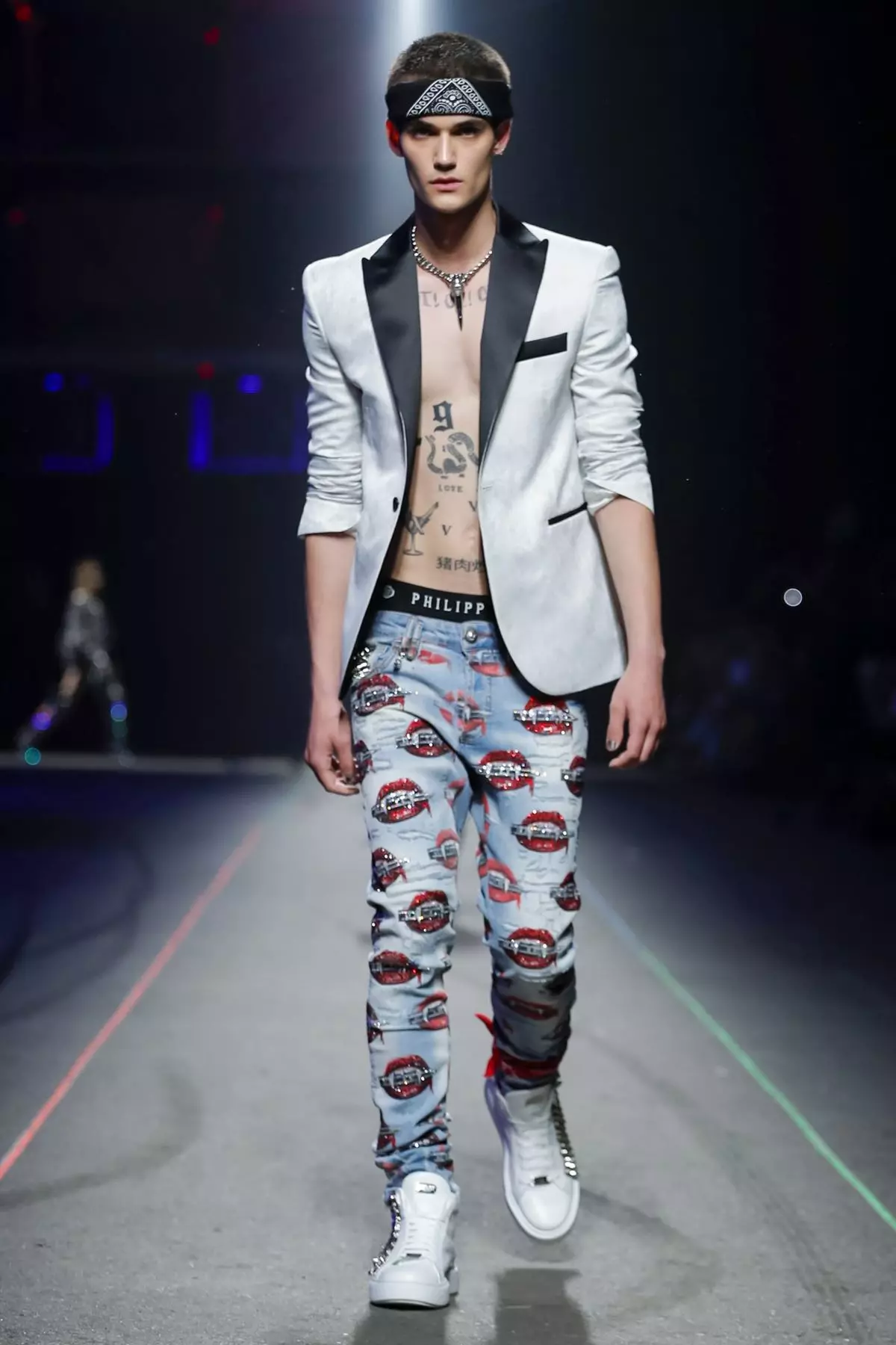 Philipp Plein მამაკაცები და ქალები 2020 წლის გაზაფხული/ზაფხული მილანი 26130_45