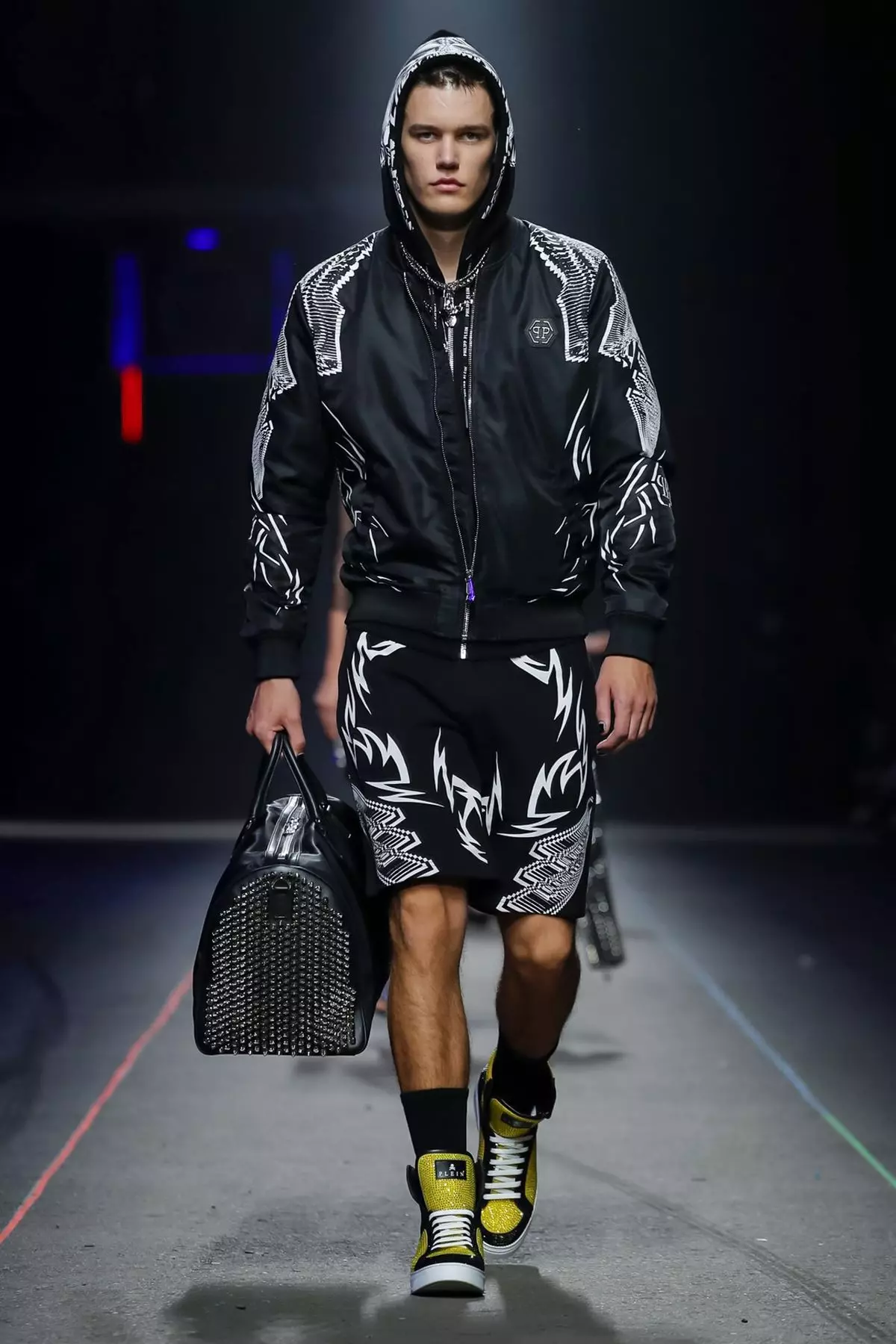 Philipp Plein მამაკაცები და ქალები 2020 წლის გაზაფხული/ზაფხული მილანი 26130_50