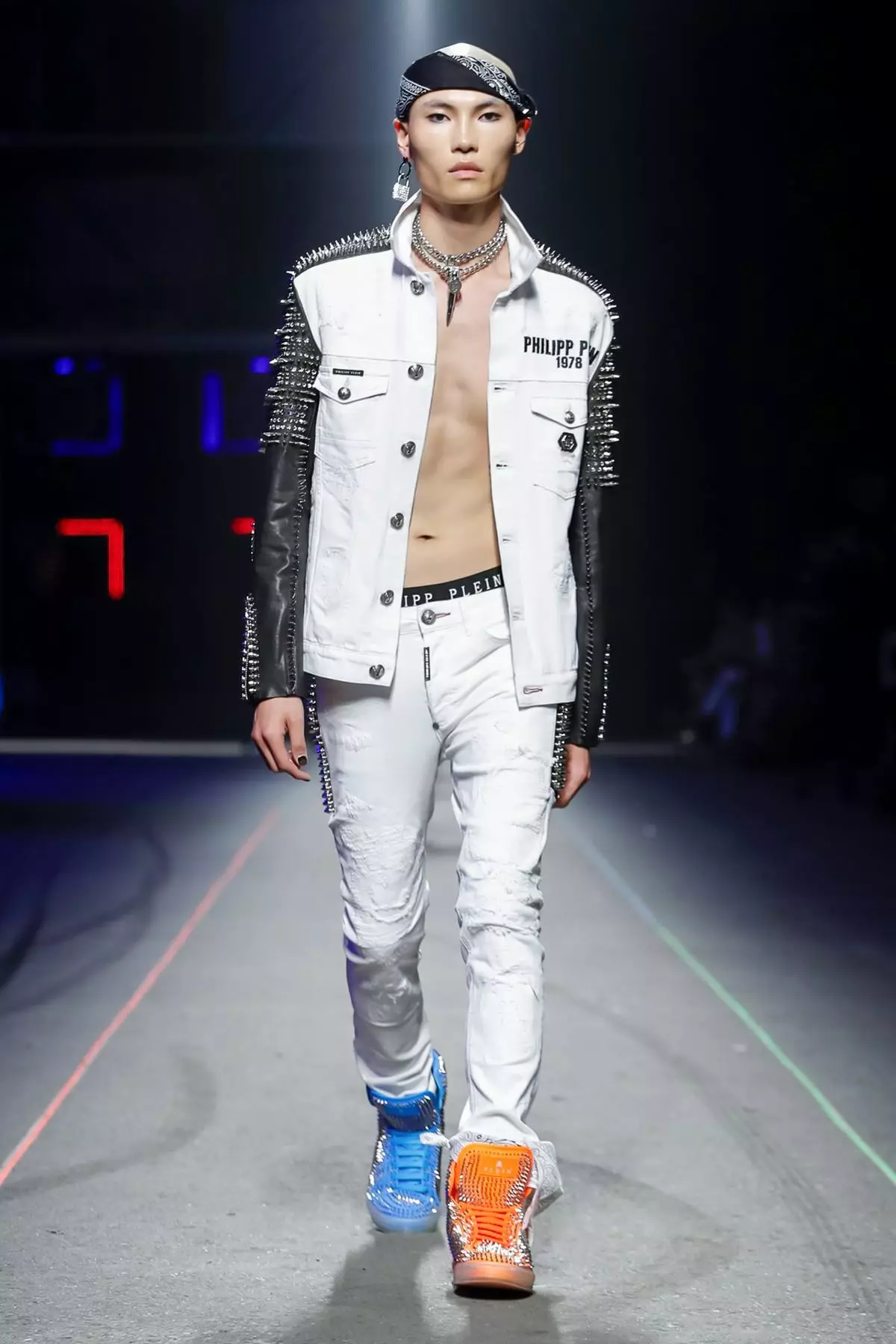 Philipp Plein მამაკაცები და ქალები 2020 წლის გაზაფხული/ზაფხული მილანი 26130_67