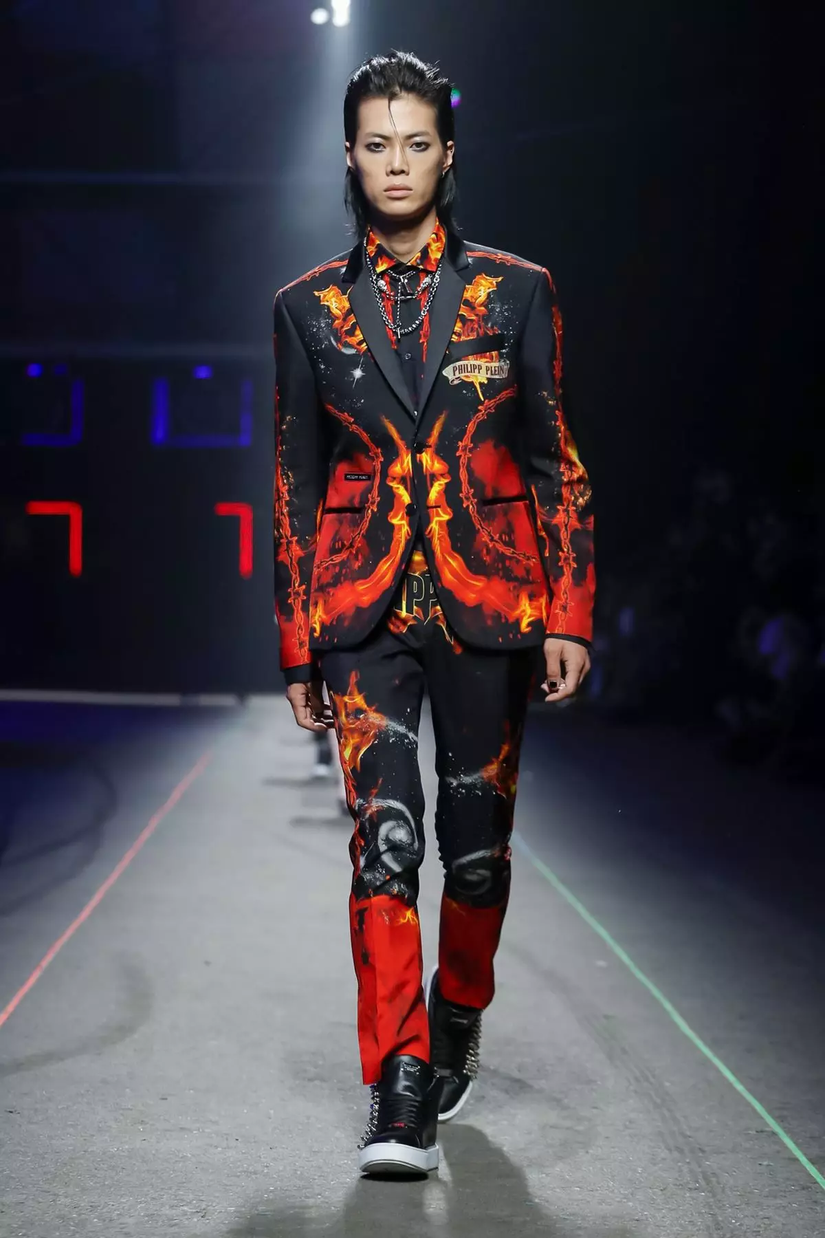 Philipp Plein Férfiak és Nők, 2020 tavasz/nyár Milánó 26130_92