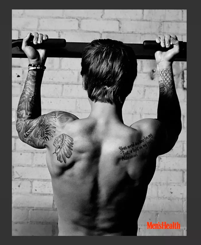 Den Justin Bieber deckt déi lescht Ausgab vum Men's Health Magazin, fotograféiert vum Peter Hapak.