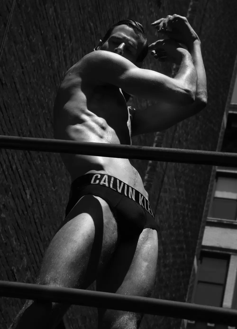 jesse-inglis-door-marco-ovando-4