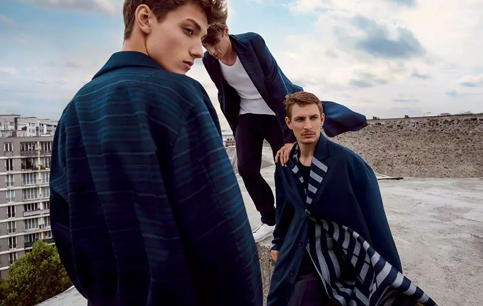 Kampanye iklan Ermenegildo Zegna Couture SS 2015 terus nginterpretasikake dikotomi antarane ARKITEKTUR lan SPACE, sing dadi inspirasi utama ing pameran busana SS15. Ph dening Inez & Vinoodh. Konsep kreatif dening Stefano Pilati