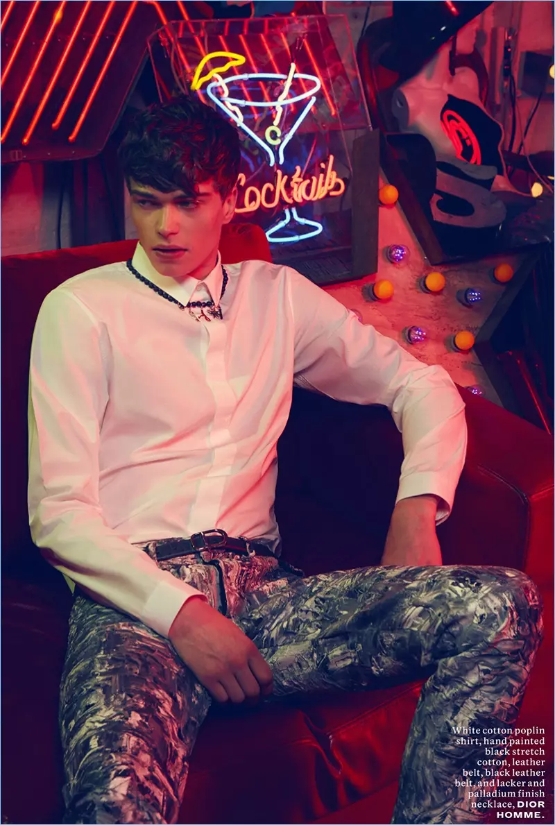 jake-love-in-big-city-lights-for-lofficiel-hommes-me3