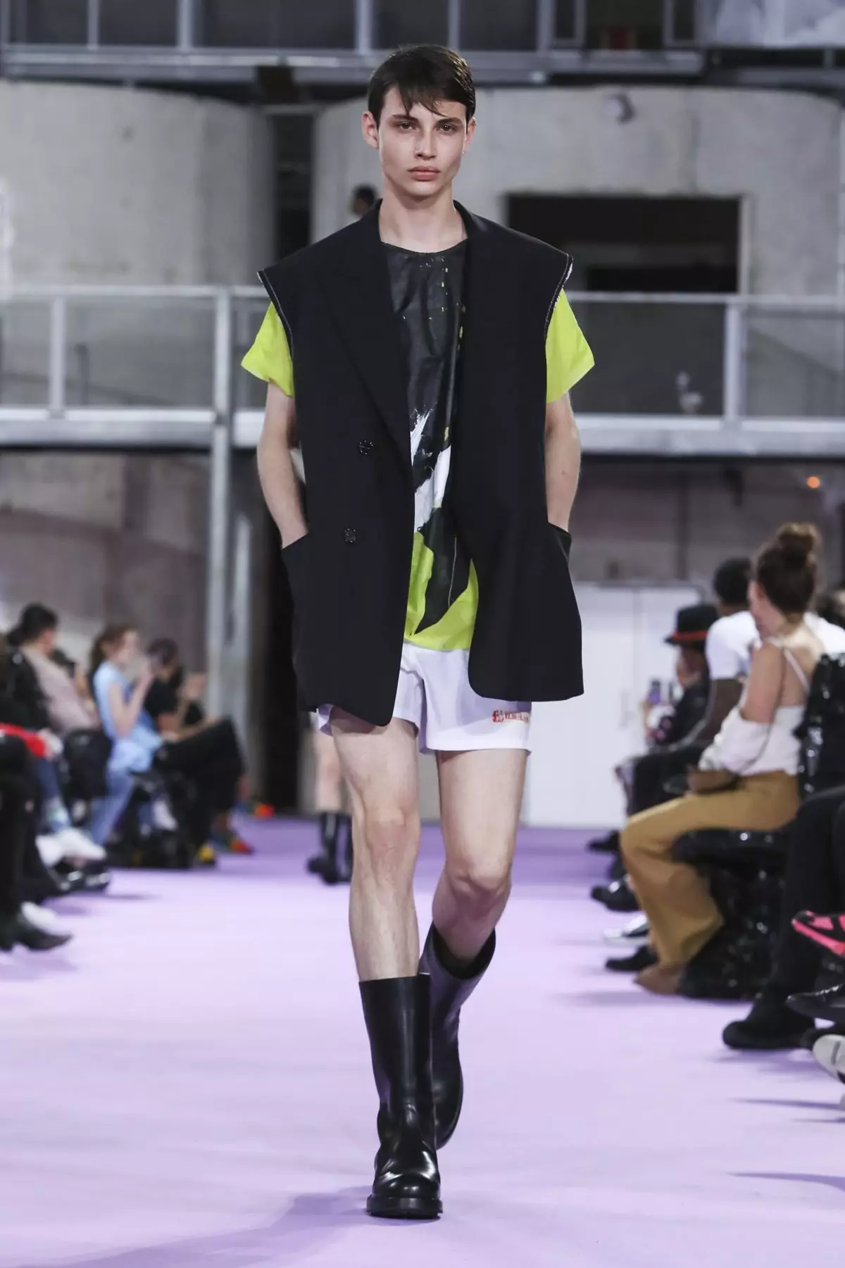 Raf Simons Menswear Caij nplooj ntoos hlav/Lub caij ntuj sov 2020 Paris 27152_45