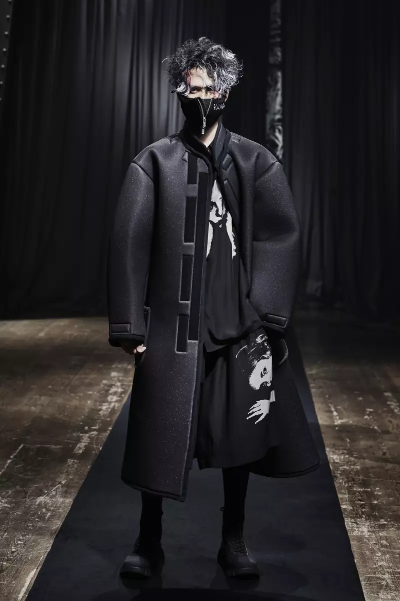 Yohji Yamamoto vīriešu apģērbi 2021. gada rudens Parīzē 2720_1