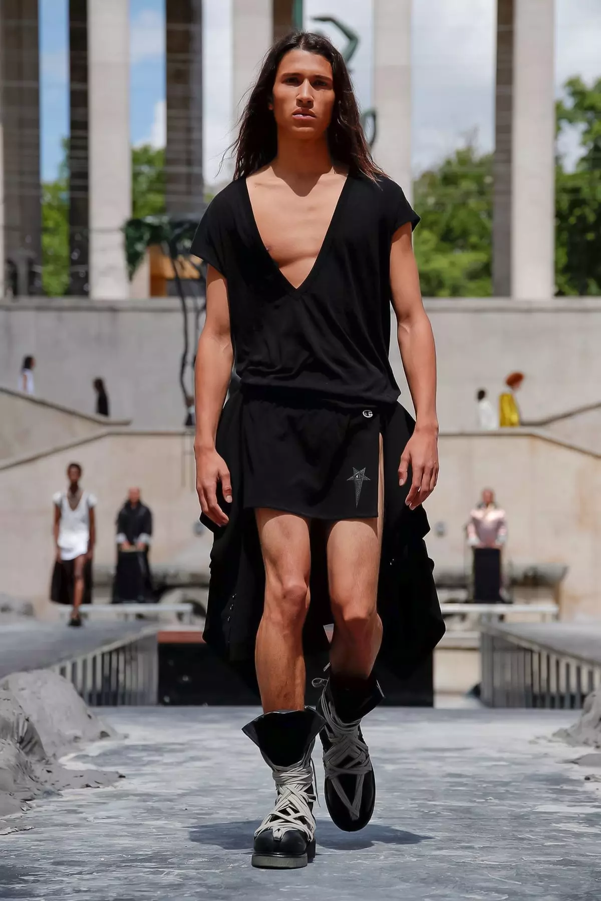 Rick Owens vīriešu apģērbi 2020. gada pavasara/vasaras Parīzē 27283_18