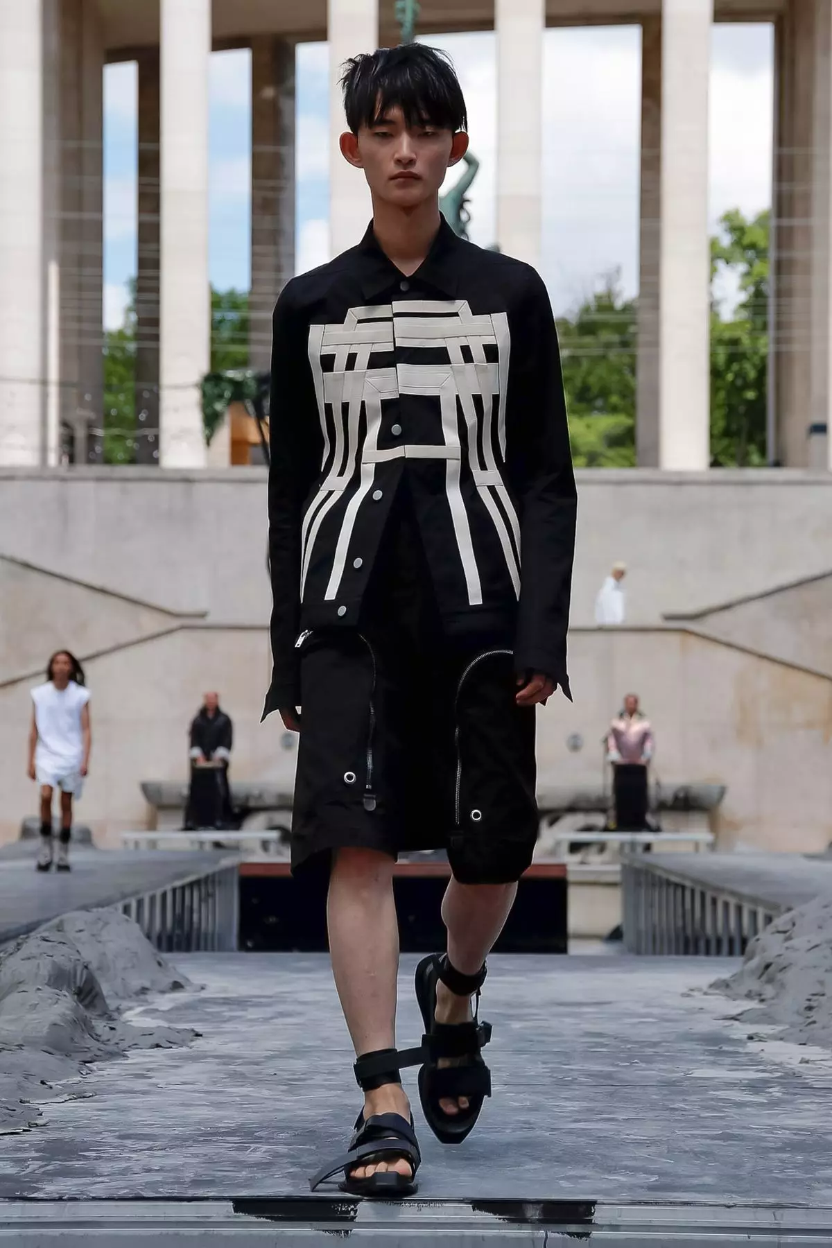 Rick Owens îmbrăcăminte pentru bărbați primăvară/vară 2020 Paris 27283_33