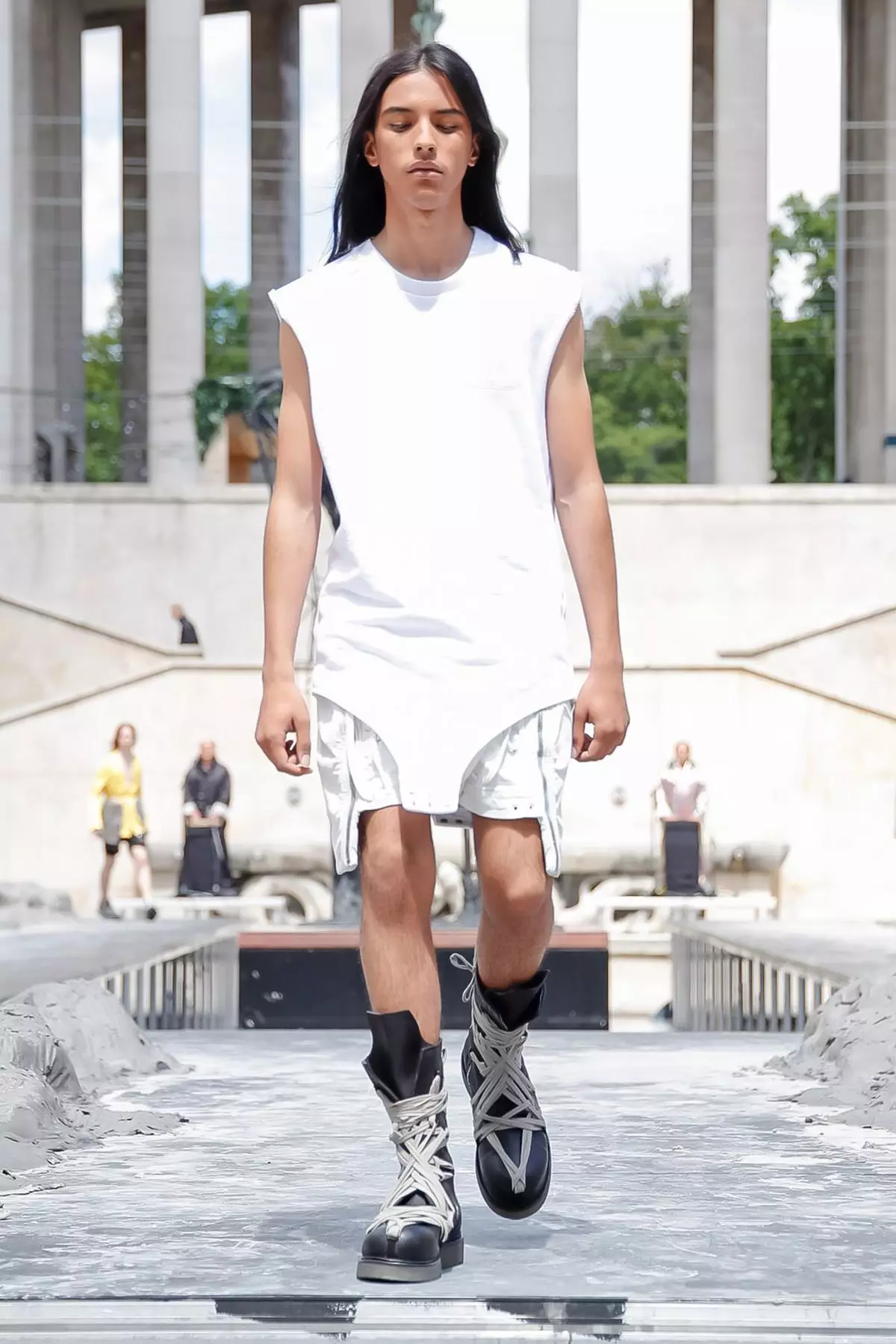 Rick Owens Menswear Primavera/Estate 2020 Parigi 27283_37