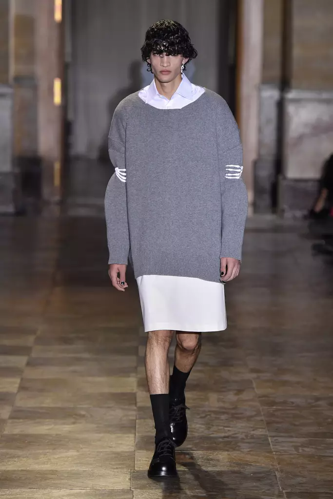 Raf Simons Awọn ọkunrin RTW Orisun omi 2022 Paris 272_10