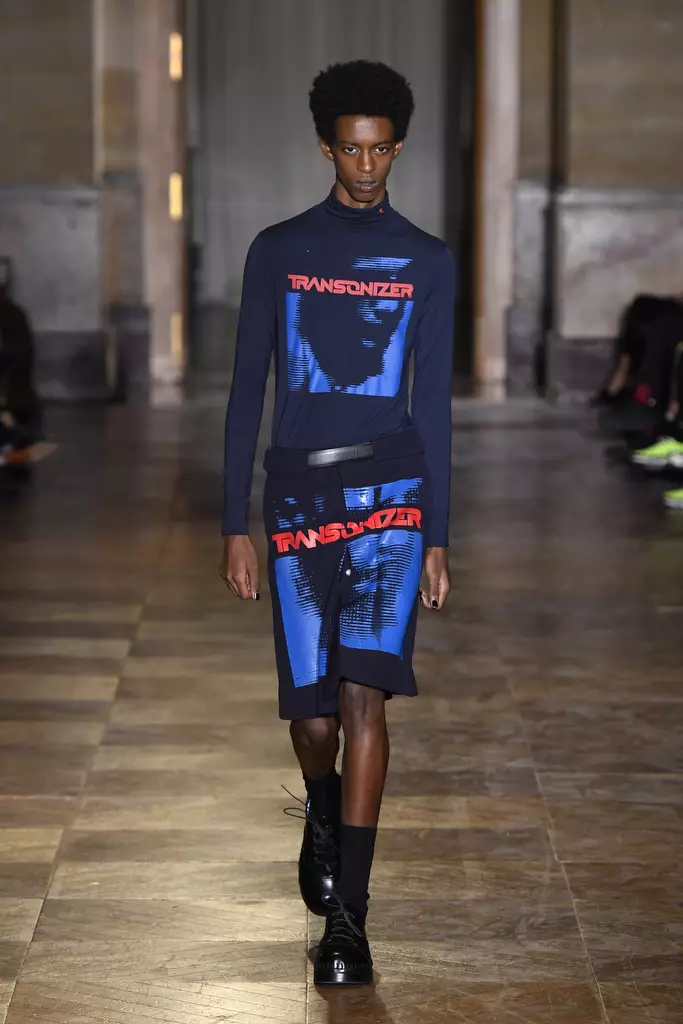 Raf Simons পুরুষদের RTW বসন্ত 2022 প্যারিস 272_7