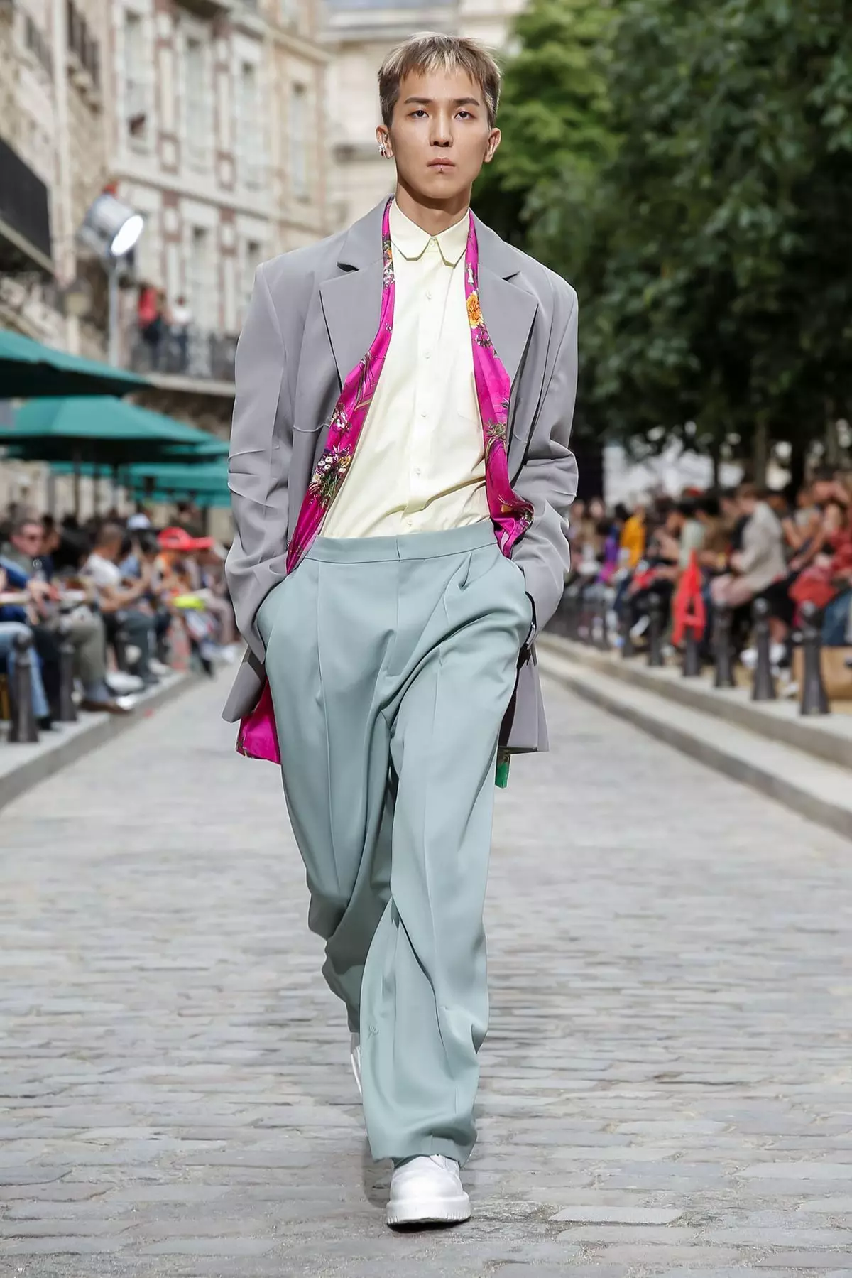 Louis Vuitton Menswear primăvară/vară 2020 Paris 27337_12