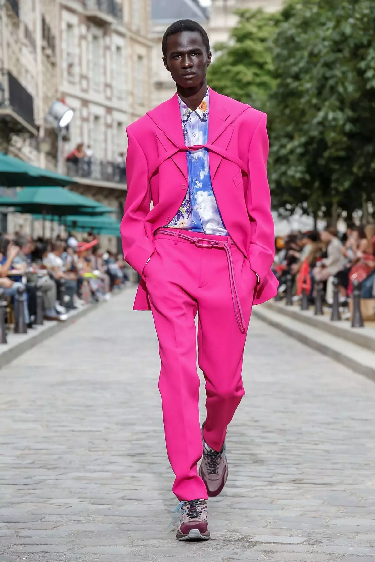 Louis Vuitton Menswear Xuân / Hè 2020 Paris 27337_22