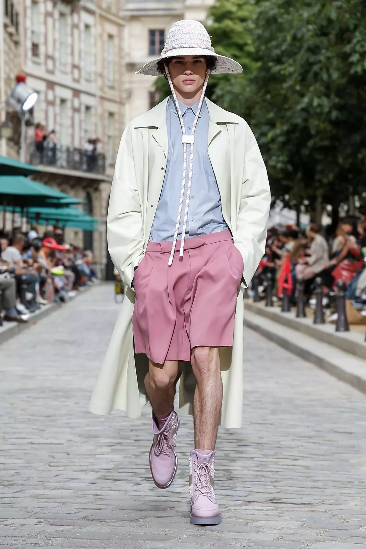 Louis Vuitton Menswear primăvară/vară 2020 Paris 27337_3