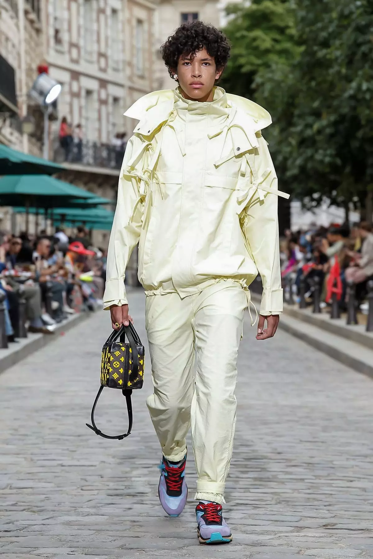 Louis Vuitton Herrkläder vår/sommar 2020 Paris 27337_4