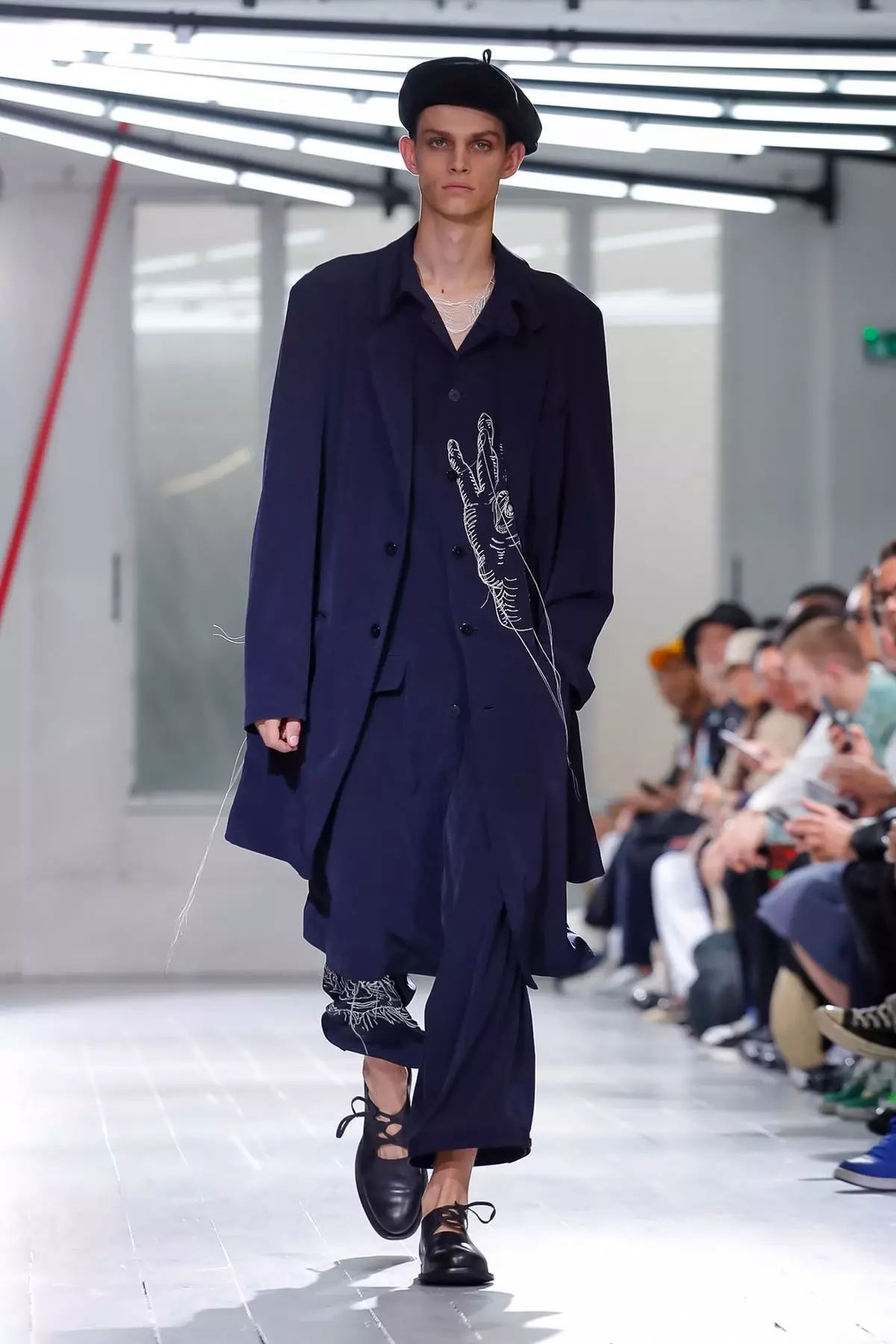 Yohji Yamamoto Gwanwyn / Haf 2020 Paris 27355_33