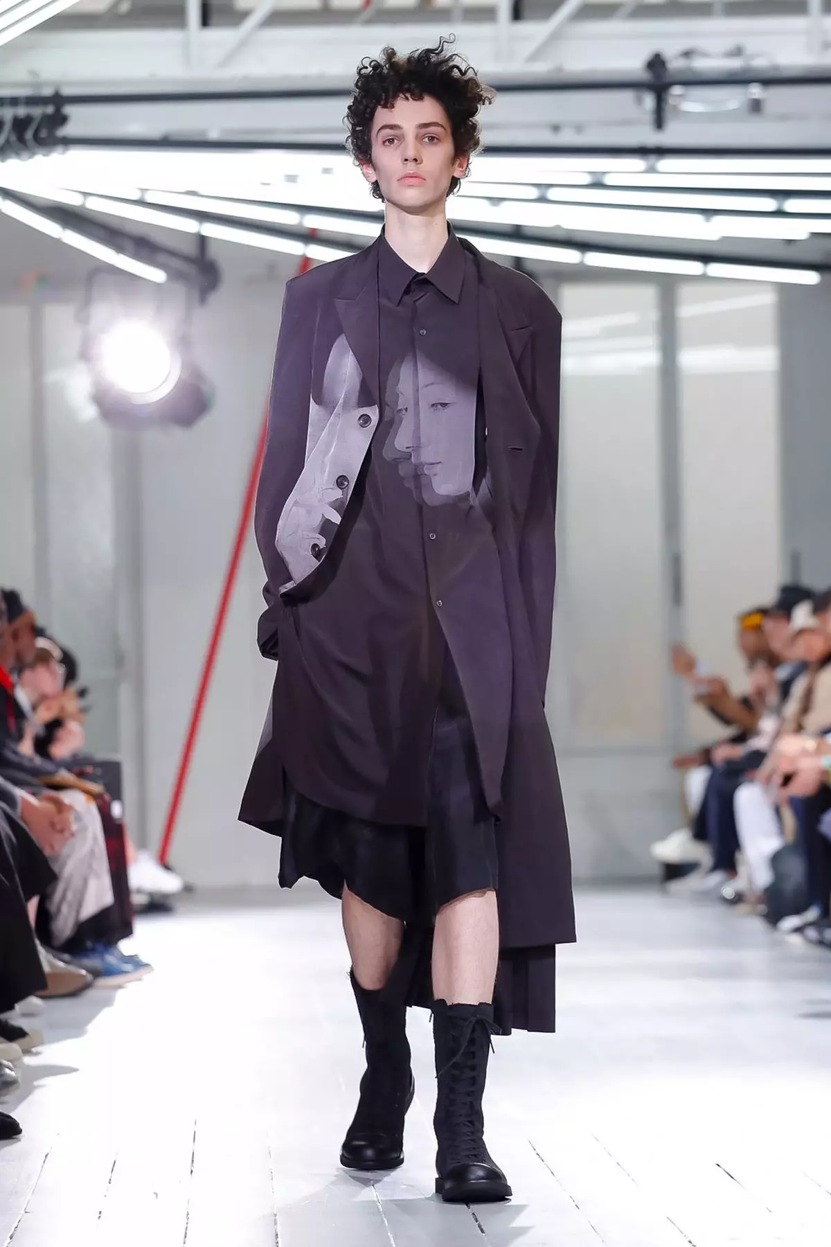 Yohji Yamamoto 2020 tavasz/nyár Párizs 27355_41