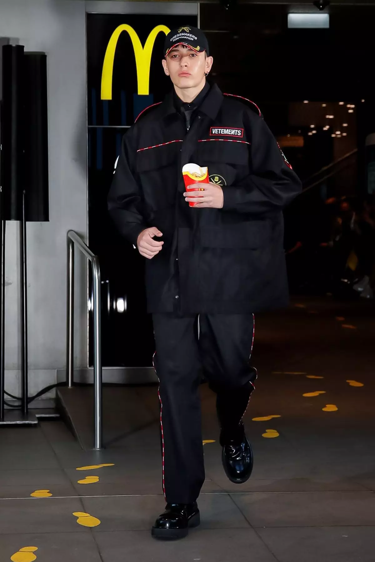 Vetements Women & Men Spring / Summer 2020 Paris 27498_4