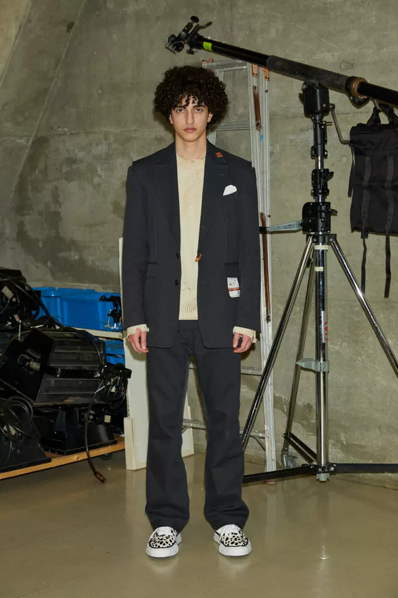 MAISON MIHARA YASUHIRO Fall 2021 Paris 2768_33